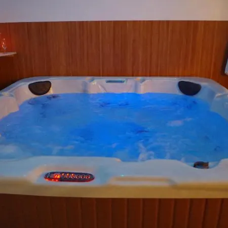 Nuit De La Passion Bed & Breakfast